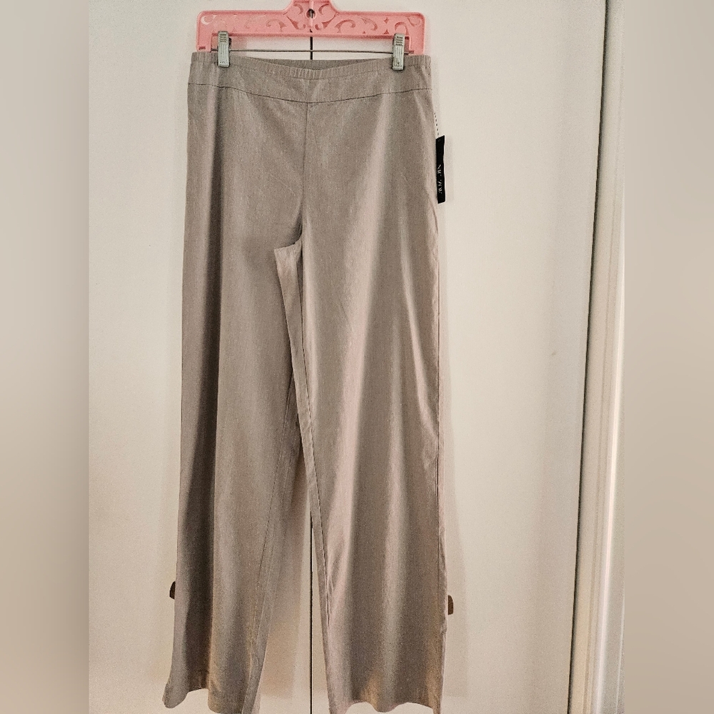 NWT NIC+ZOE Gray Chinos Versatile Lightweight Design Straig Size 8
